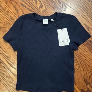 Aritzia Navy Blue T-Shirt Size Xs NWT